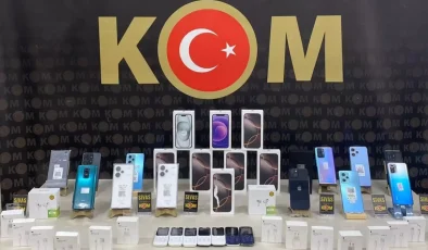 Sivas’ta Kaçak Cep Telefonu Operasyonu: 28 Telefon Ele Geçirildi